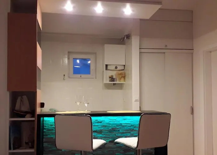 Panorama, 100m From The Water, Rebuild 2020, Penthouse, 2 Teracces, Modern * Punat