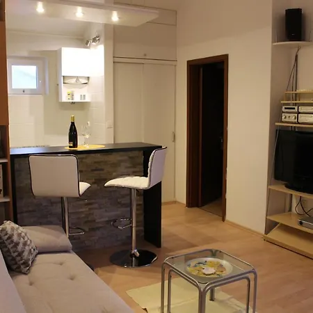 Panorama, 100m From The Water, Rebuild 2020, Penthouse, 2 Teracces, Modern *