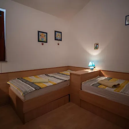 Apartmán Panorama, 100m From The Water, Rebuild 2020, Penthouse, 2 Teracces, Modern